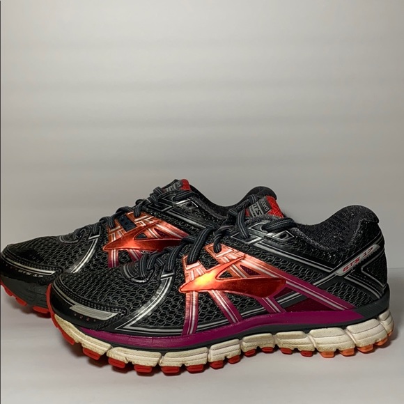 brooks adrenaline size 8.5